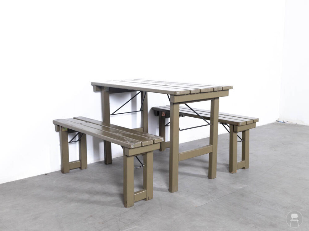 Bierbank set groen 110x60cm 1 tafel 2 banken