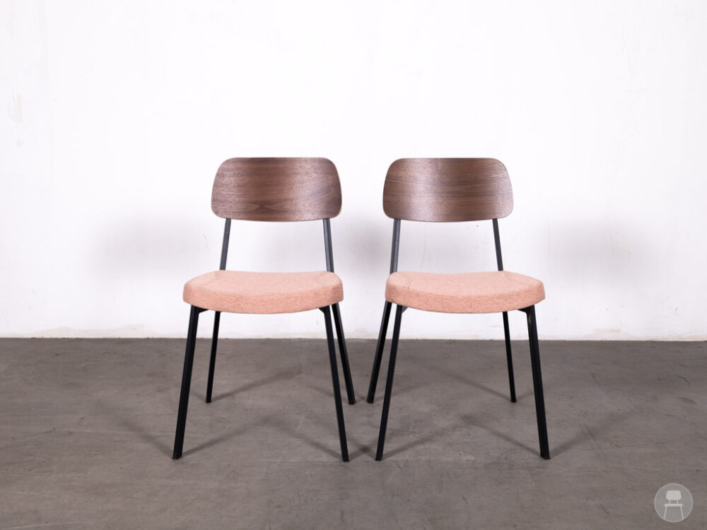 1 set 2 stuks Horecastoel Jody SC roze Satelliet