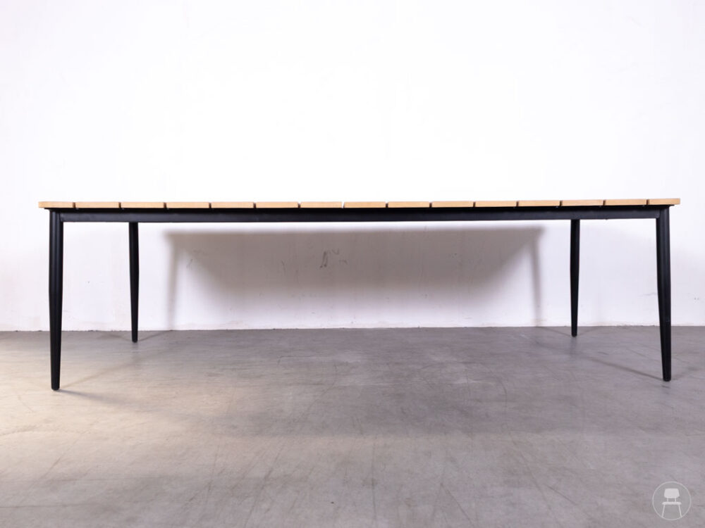 Terras-stamtafel River T Satelliet 260x100cm