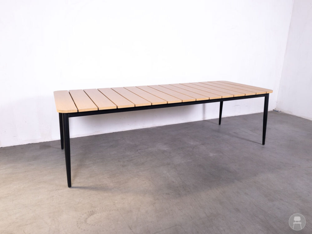 Terras-stamtafel River T Satelliet 260x100cm