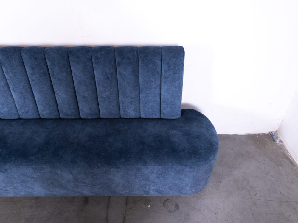 Wandbank Aqua velvet blauw 400cm