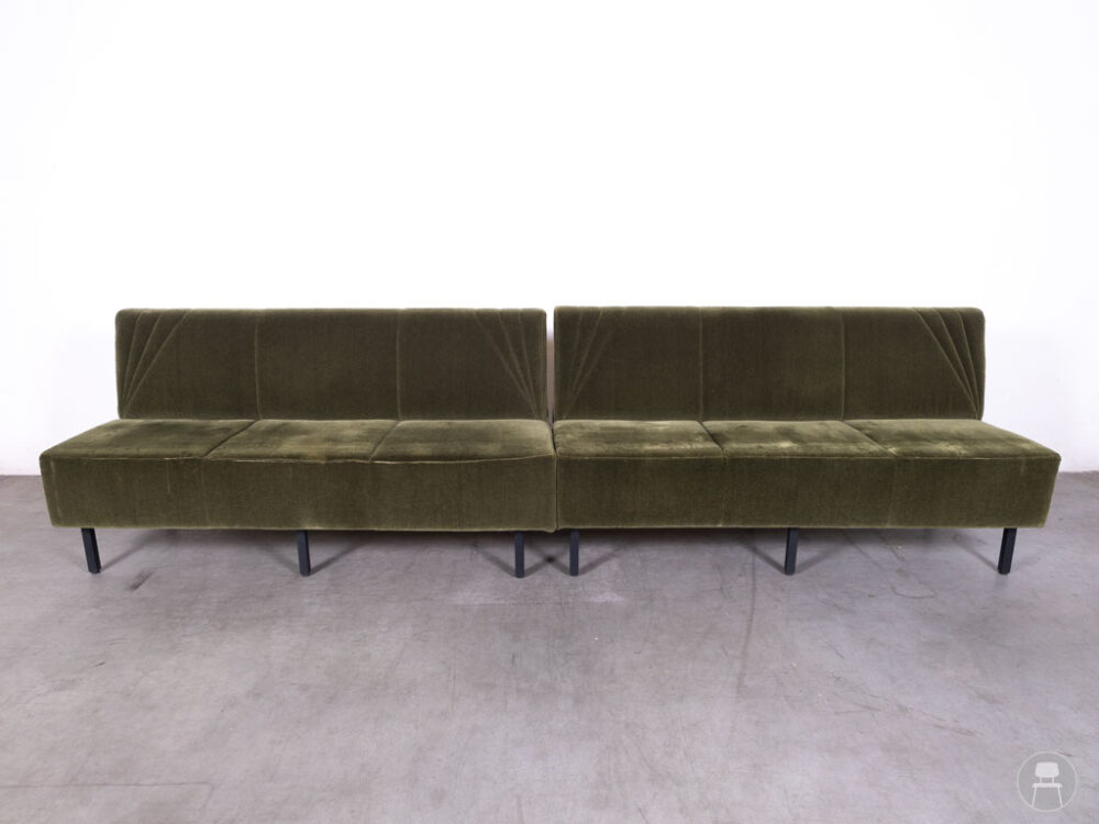 Wandbank Patrick velvet groen 600cm