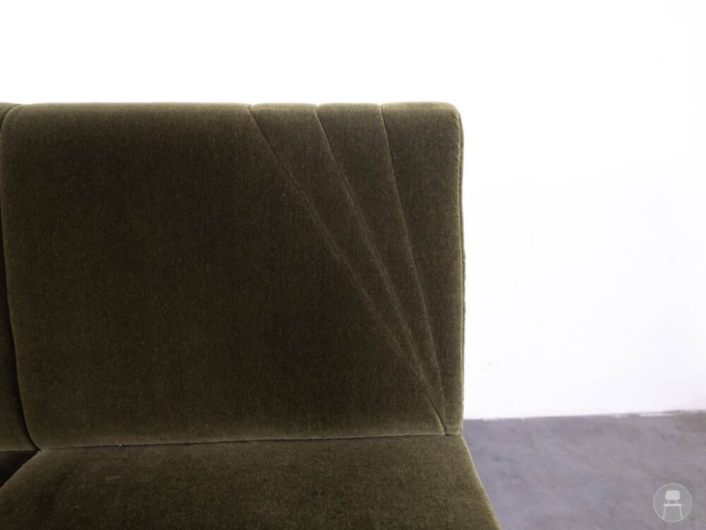 Wandbank Patrick velvet groen 600cm