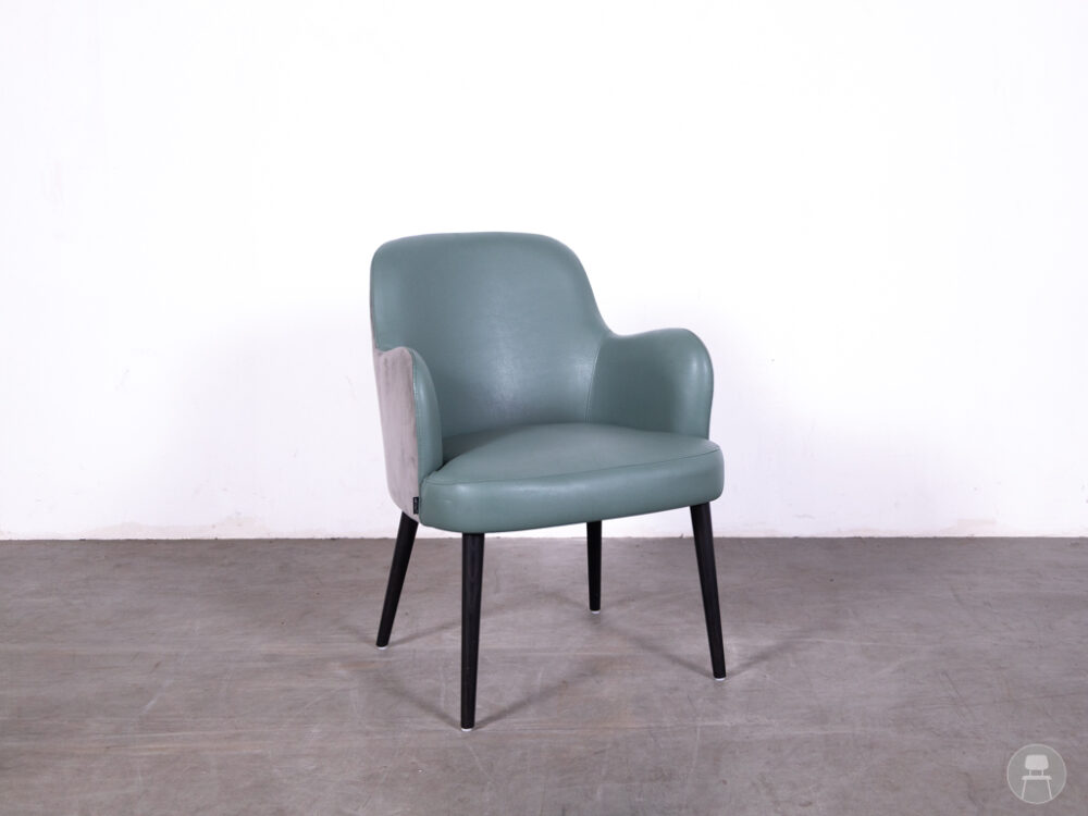 Horecastoel Lovena AC velvet blauw Satelliet