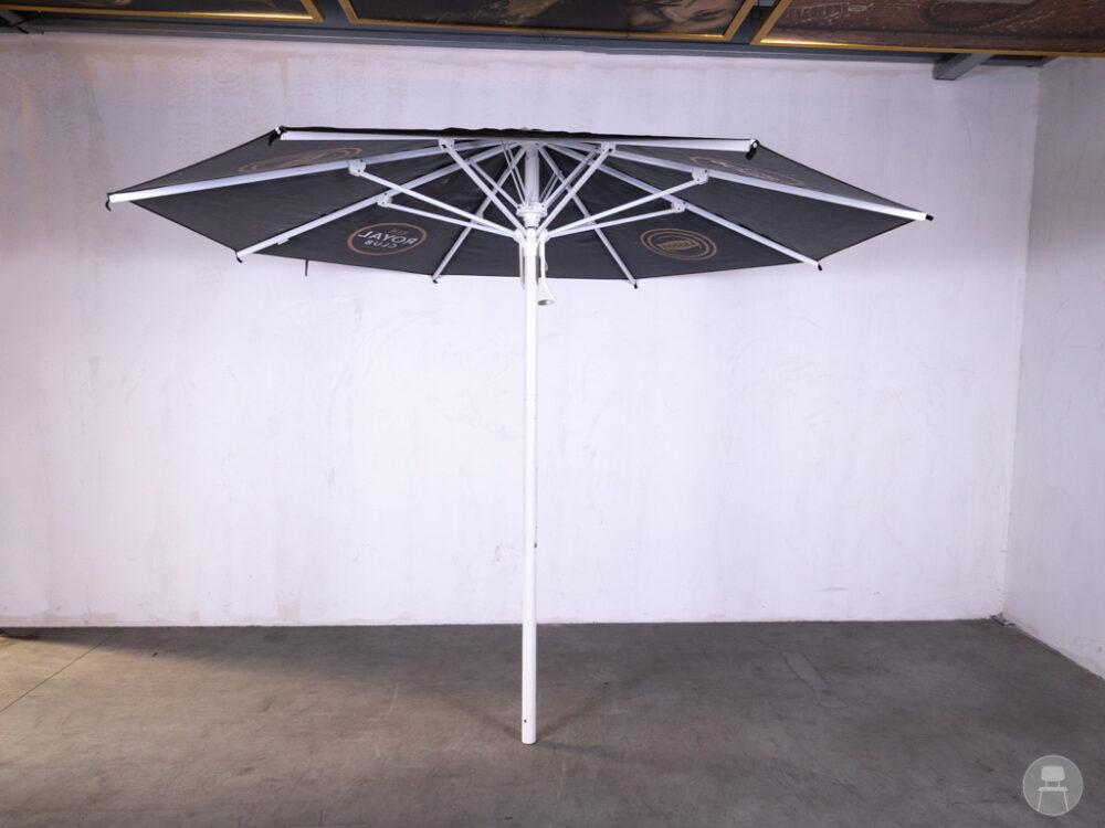 Parasol Lipton groot zwart 280x290cm