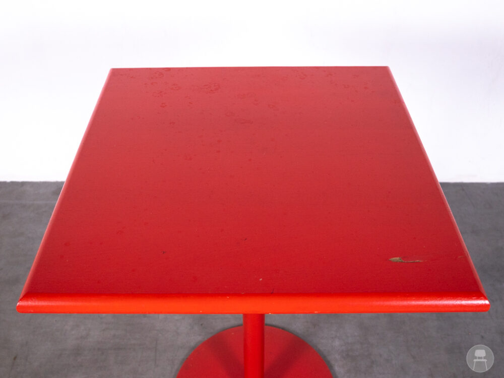 Statafel Richard rood 70x70cm