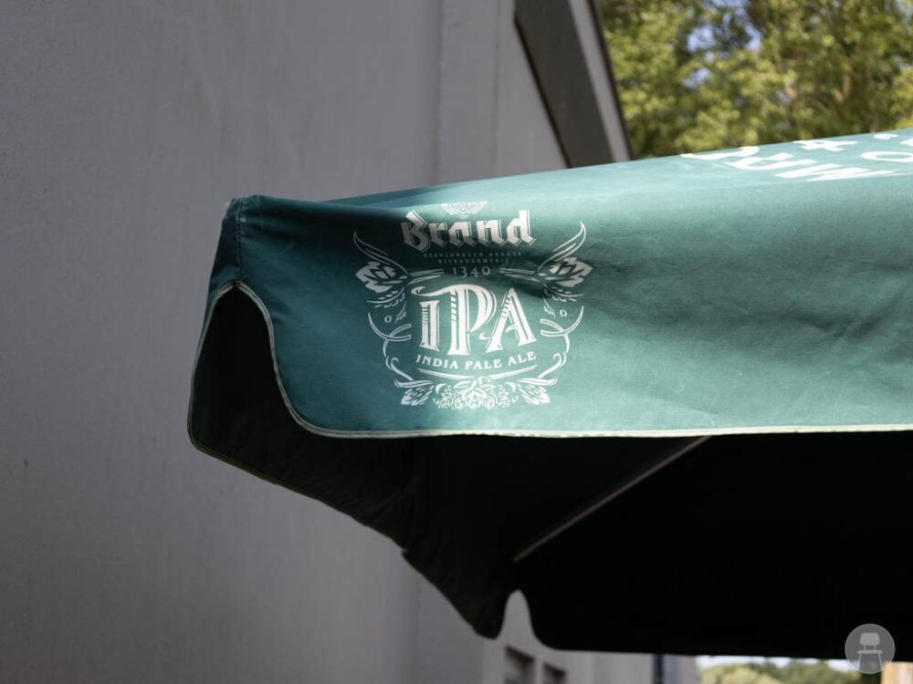 Parasol Brand Tim groen zonder voet 300x300cm