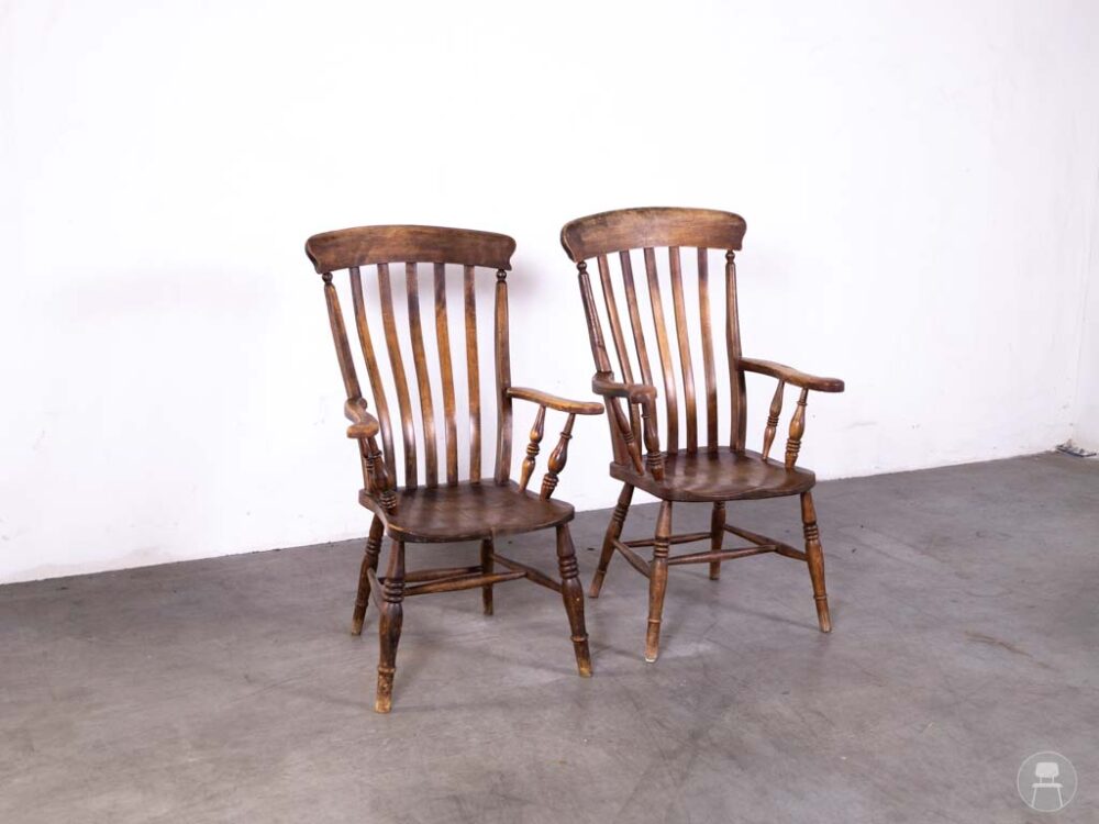 1 set 2 stuks Horecastoel Hans bruin