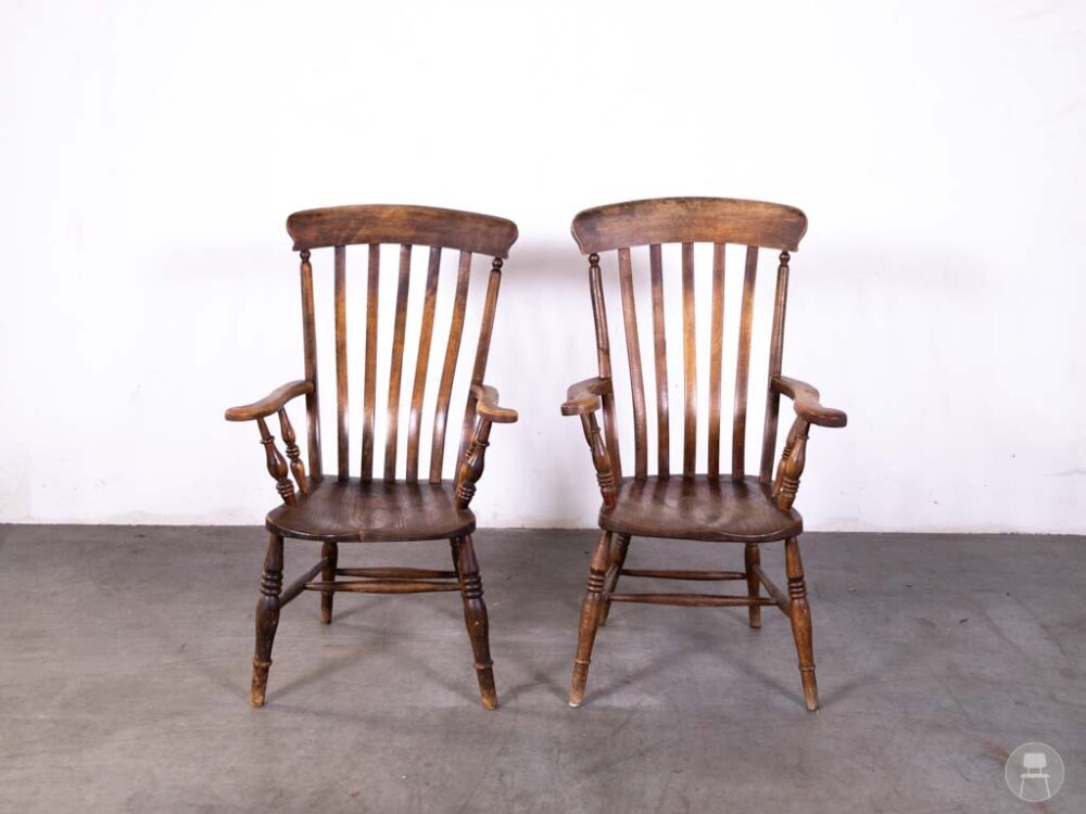1 set 2 stuks Horecastoel Hans bruin