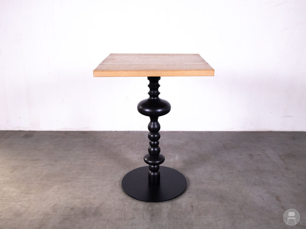 Statafel Wesley bubbel eiken Satelliet 80x80cm