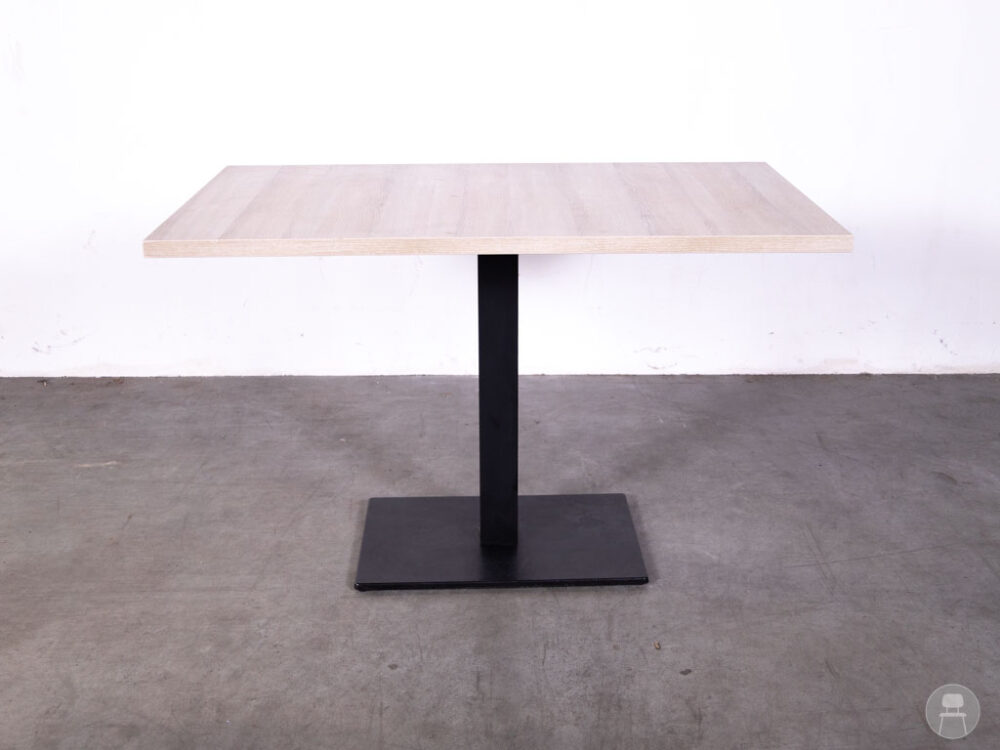 Horecatafel Manuel HPL houtlook 120x70cm