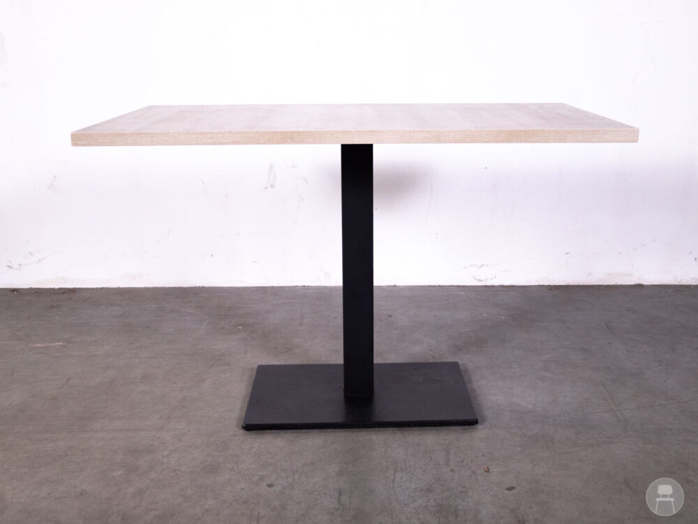 Horecatafel Manuel HPL houtlook 120x70cm