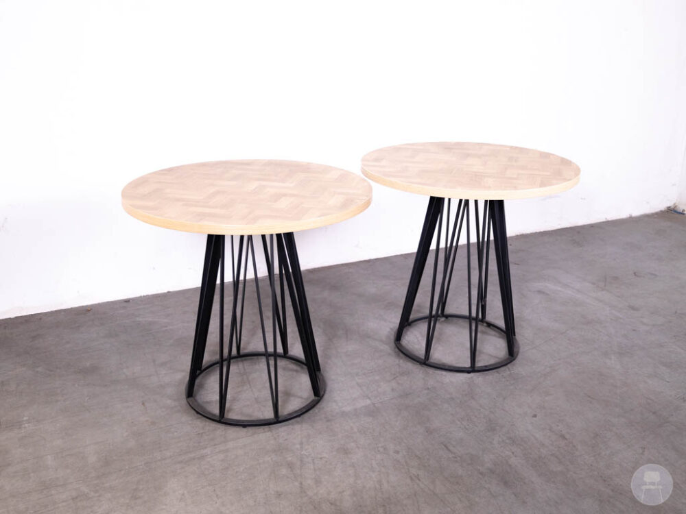 1 set 2 stuks Horecatafel Pilon Visgraat Satelliet