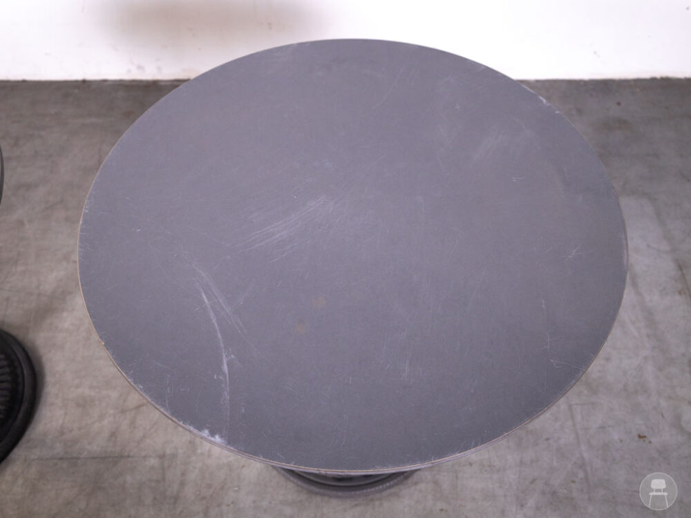 1 set 2 stuks Terrastafel Lux grijs HPL volkern Satelliet 80cm rond