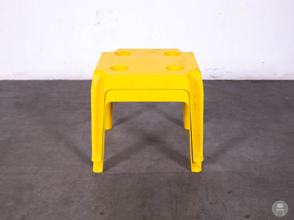 Strandtafel Maarten geel 45x45cm