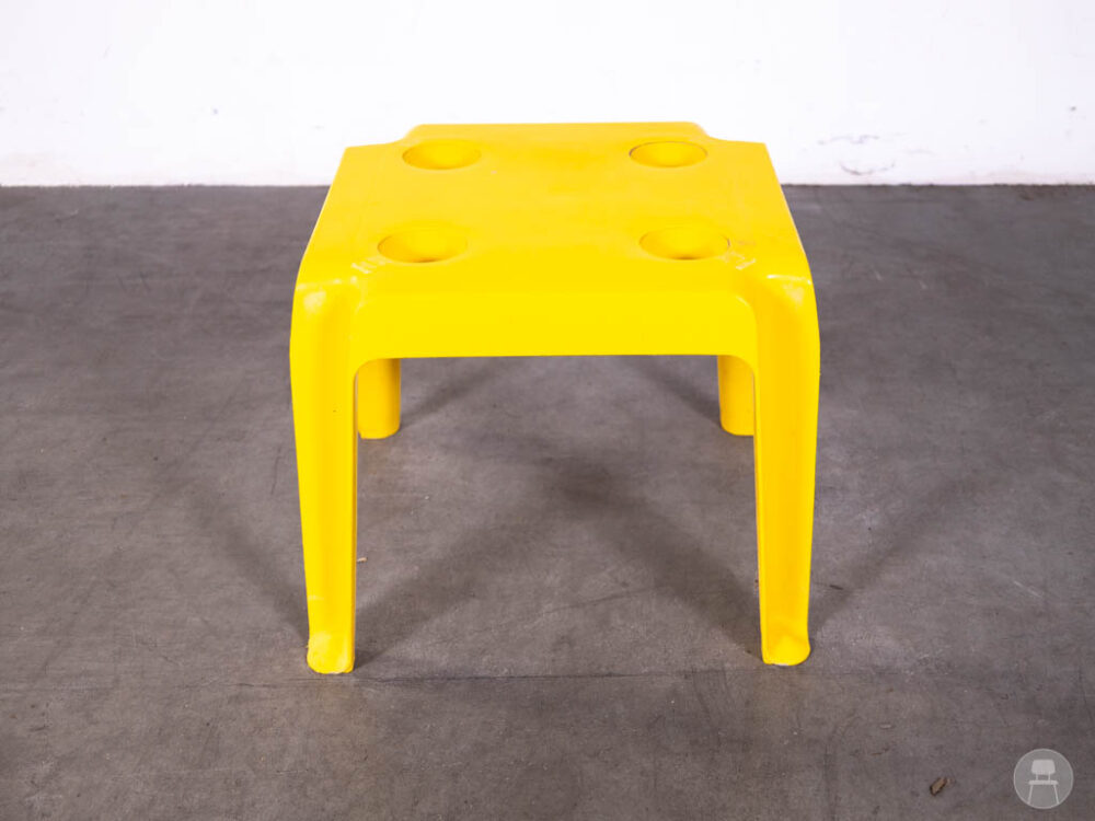 Strandtafel Maarten geel 45x45cm