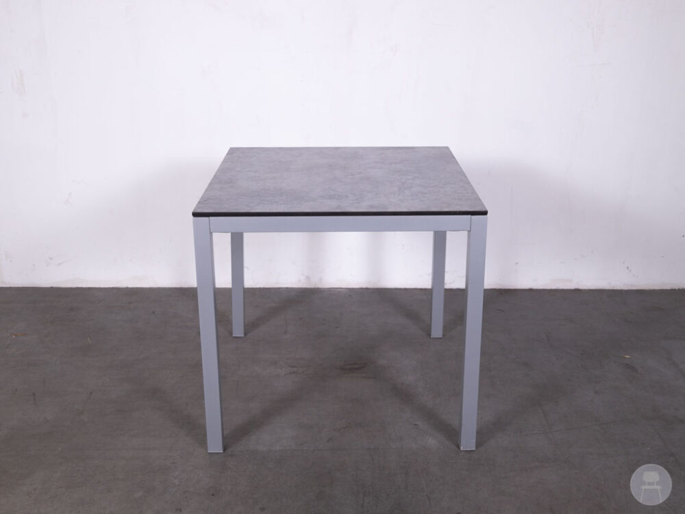 Terrastafel Swing grijs HPL volkern Satelliet 80x80cm