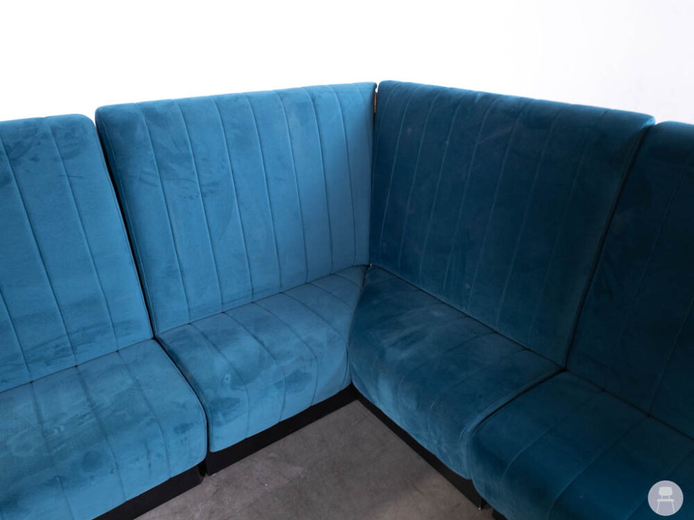Horecabank Emma 51991 B velvet blauw hoek Satelliet 215x215cm
