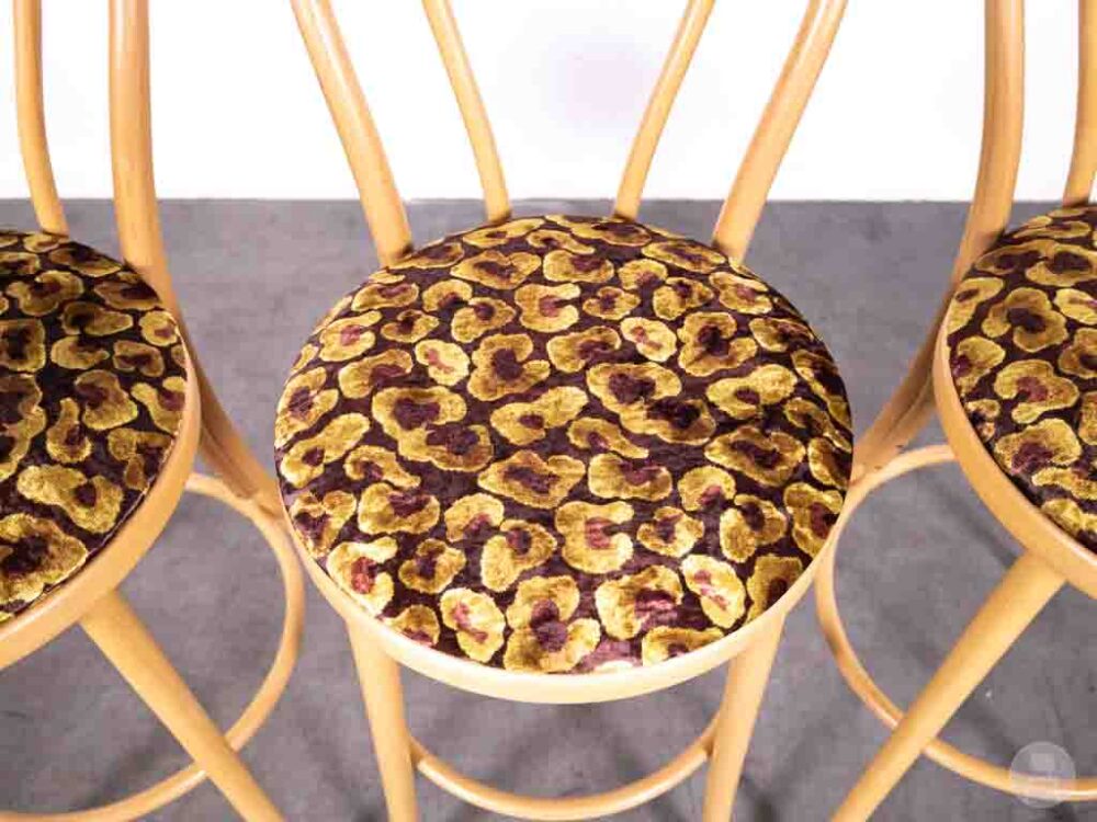1 set 3 stuks Barkruk Thonet 16/C velvet panter Satelliet