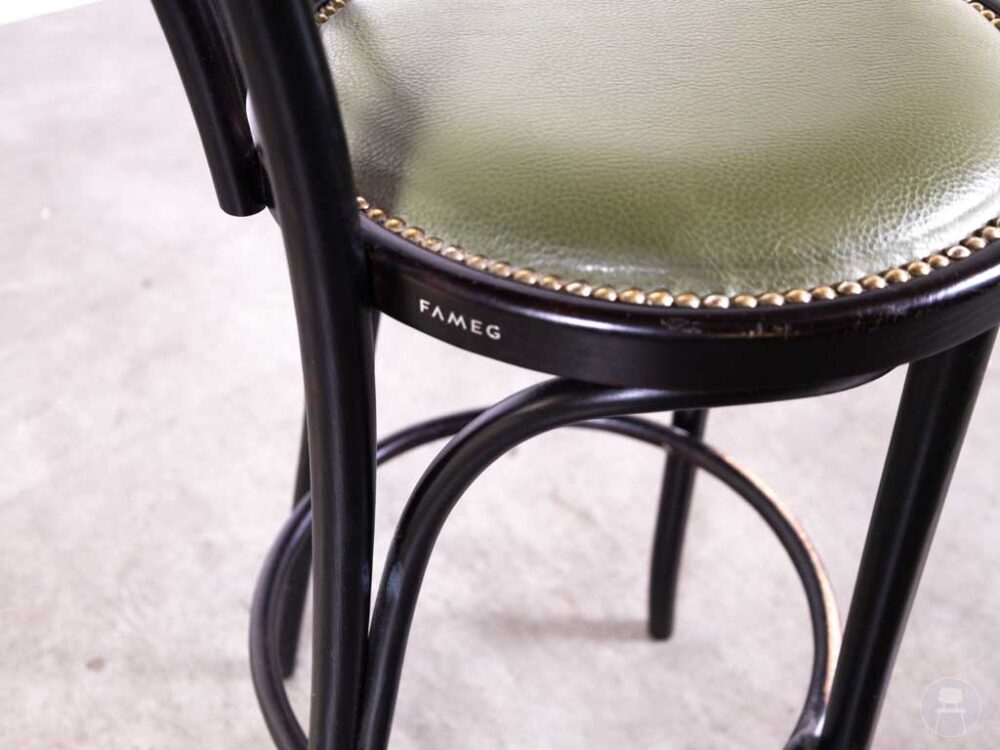 Barkruk Thonet Tax Jet met rug groen
