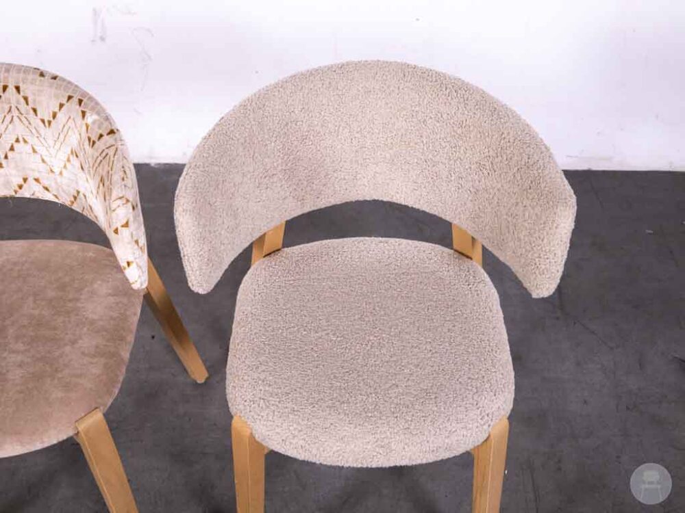 1 set 2 stuks Horecastoel Dixie AC beige Satelliet