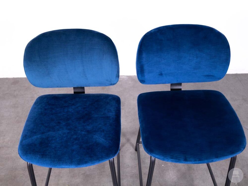 1 set 2 stuks Kruk Lavio velvet blauw Satelliet