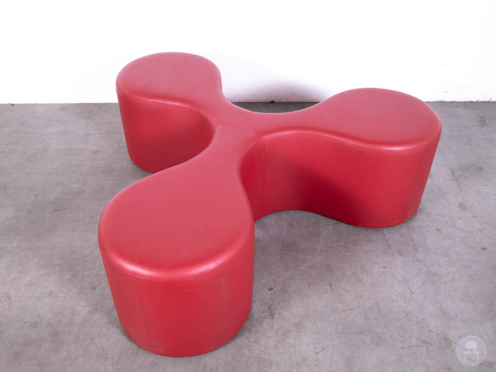 Poef Molecule La Cividina rood