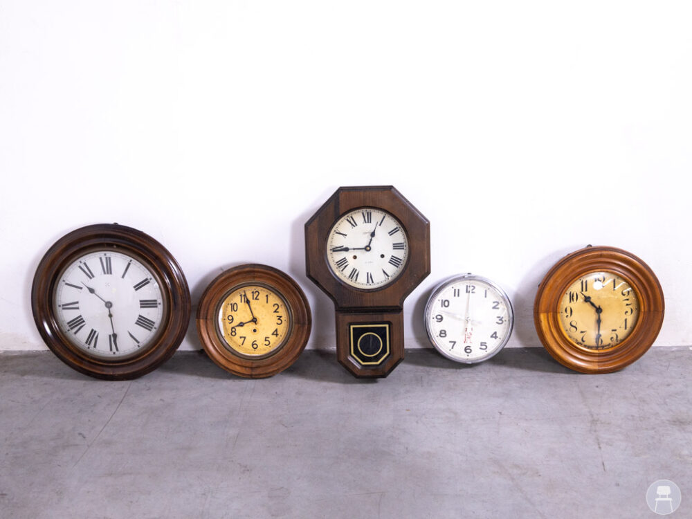 1 set 5 stuks Deco Klok Bruintje