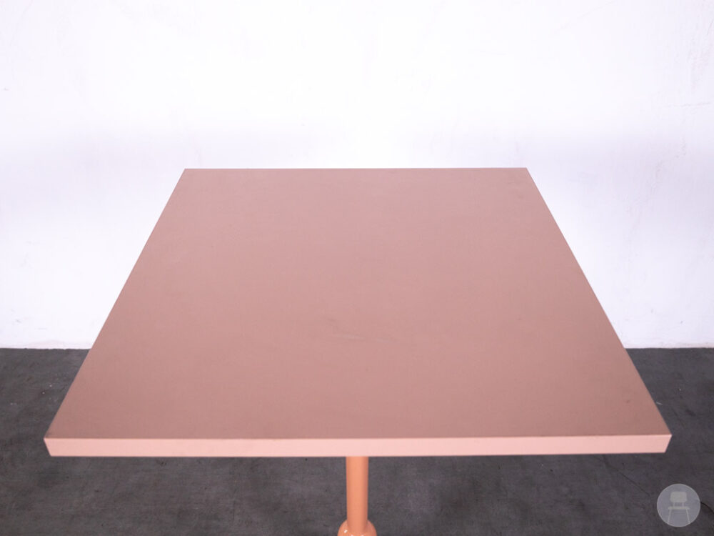 Statafel Amelie roze Satelliet 70x70cm