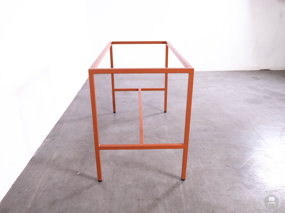 Tafelonderstel Steel MTB terracotta Satelliet 137x67cm
