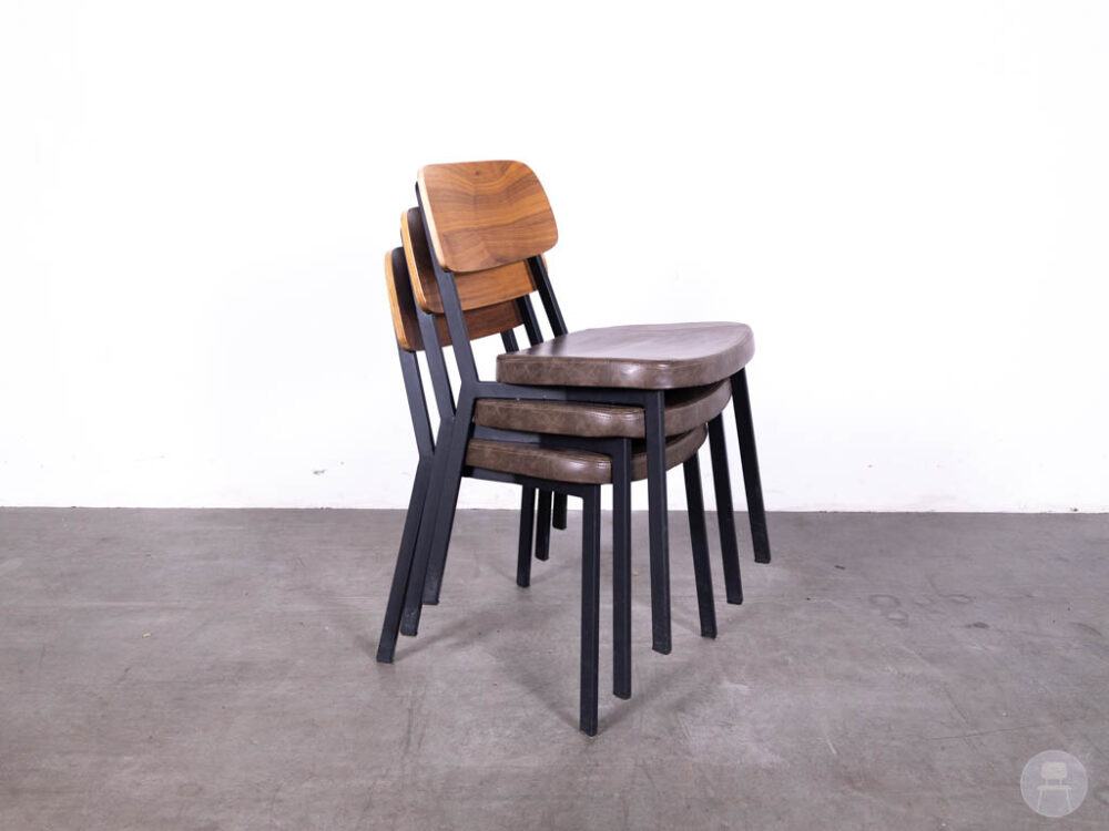1 set 3 stuks Horecastoel Jody bruin Satelliet
