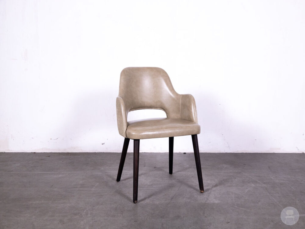 Horecastoel Lovena beige Satelliet