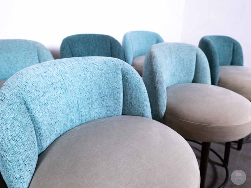 1 set 8 stuks Horecastoel Lux MS beige/blauw Satelliet