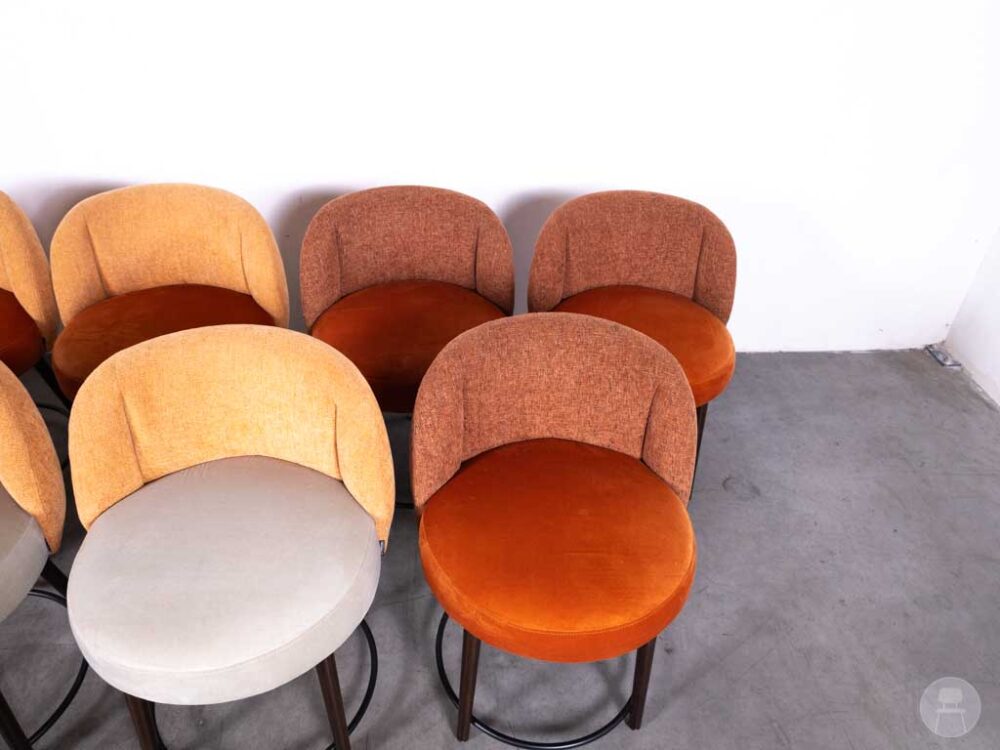1 set 9 stuks Horecastoel Lux MS oranje mix Satelliet