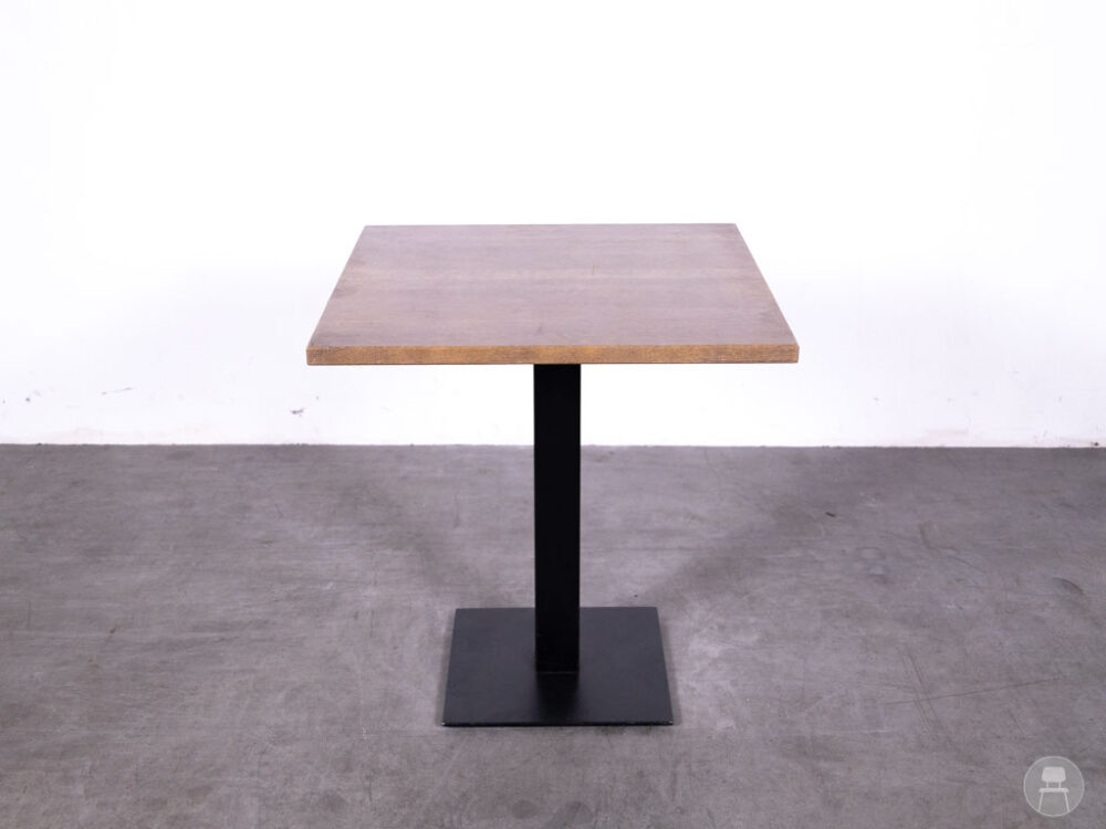 Horecatafel John eiken 70x70cm