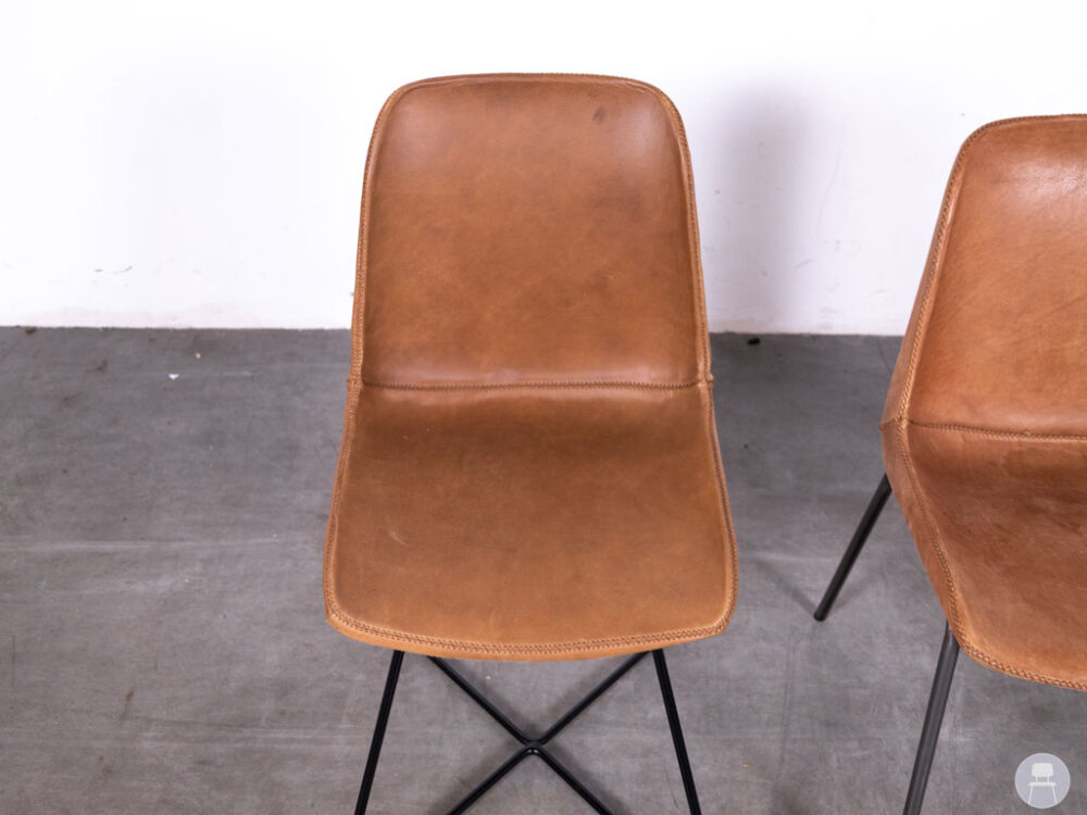 1 set 2 stuks Horecastoel Benny bruin