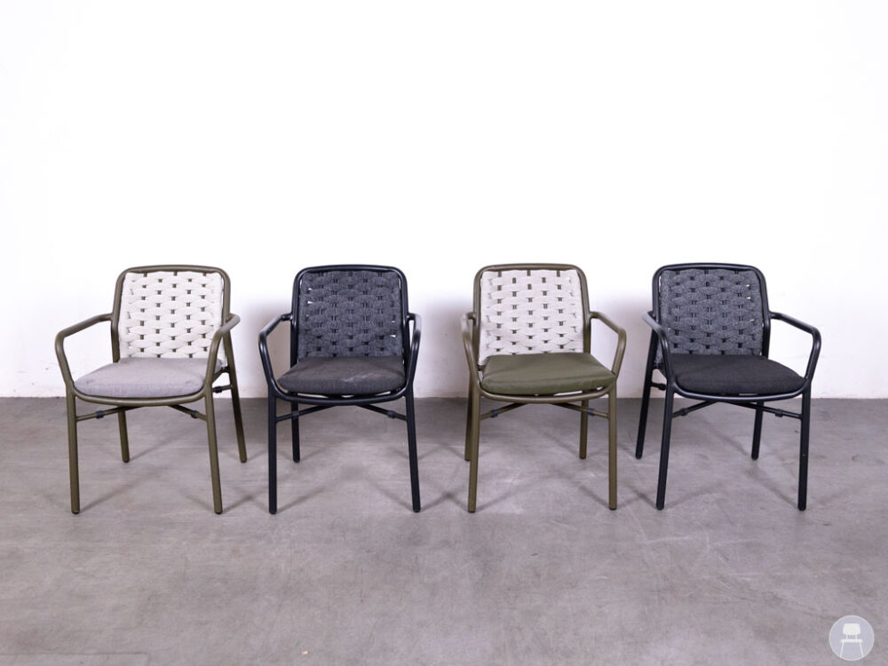 1 set 4 stuks Terrasstoel Sami AC mix Satelliet