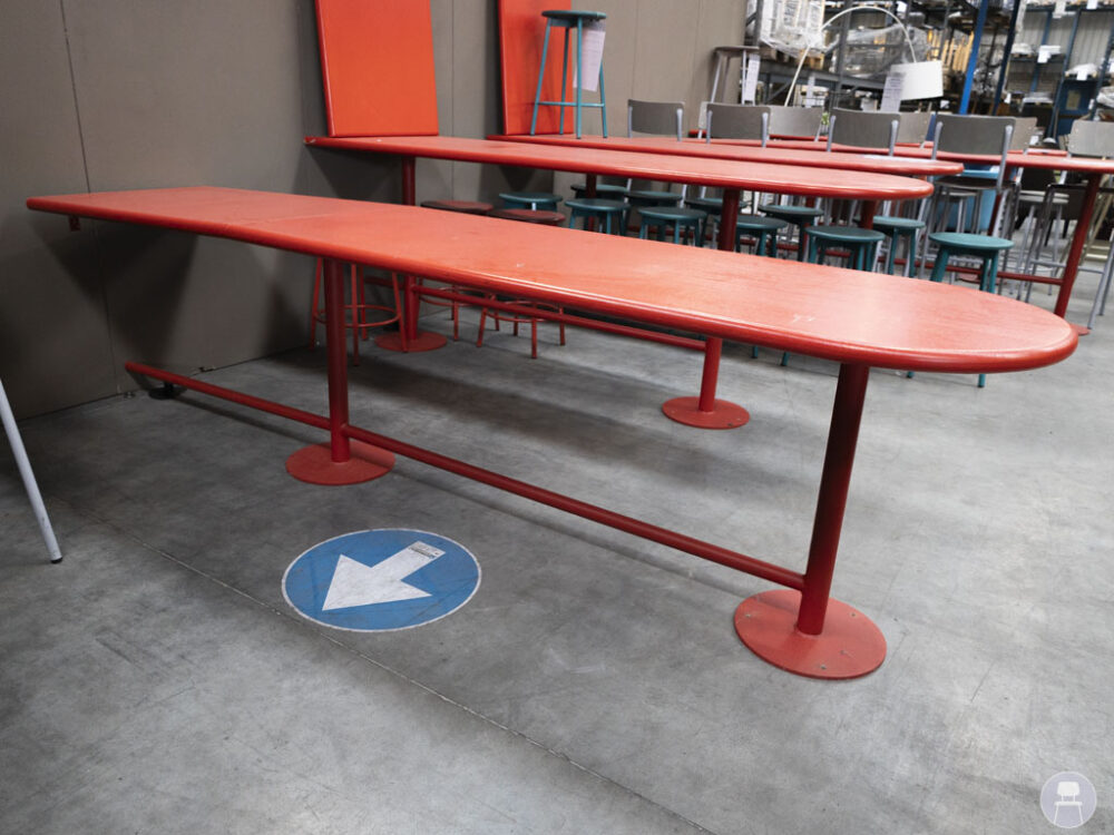 Stamtafel wand Roos halfhoog rood 270x75cm